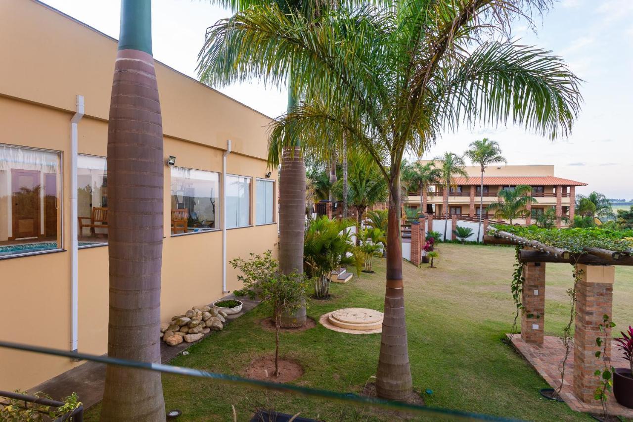 Hotel Imperium Village Sarapuí Exterior foto